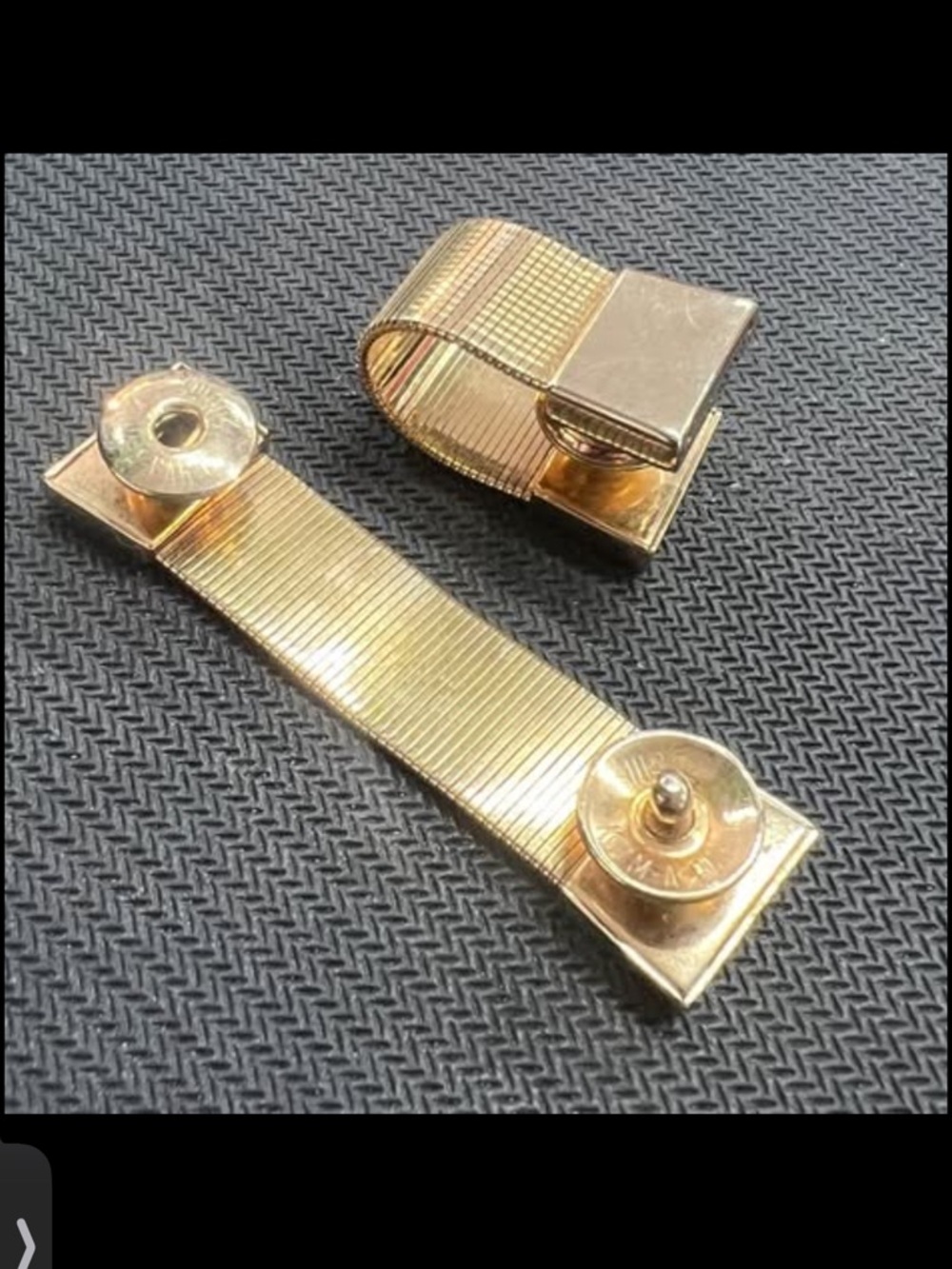Swank Kum-A-Part Wrap Cufflinks Gold Tone Mesh Vintage Mens Retro